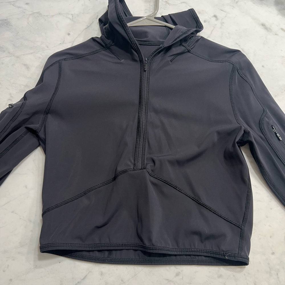 lululemon athletica Black top - Picture 3 of 5